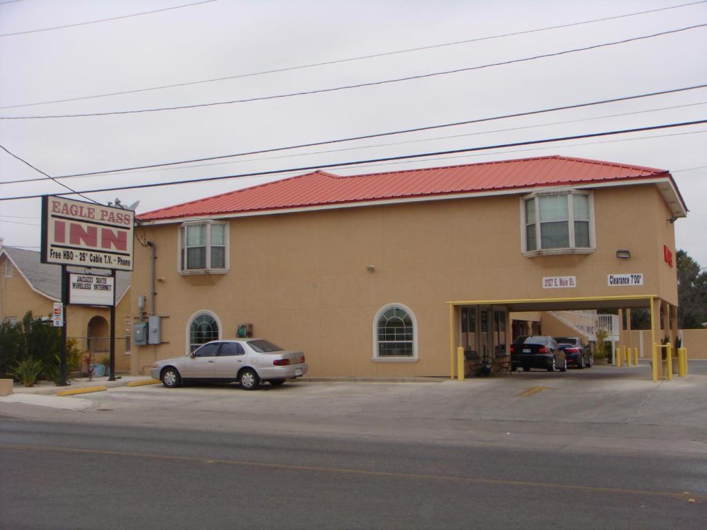 Eagle Pass Inn Exterior photo